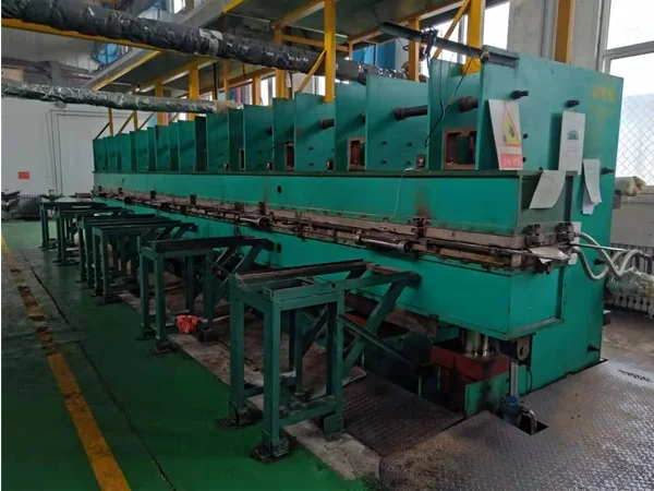 conveyor vulcanizing machine